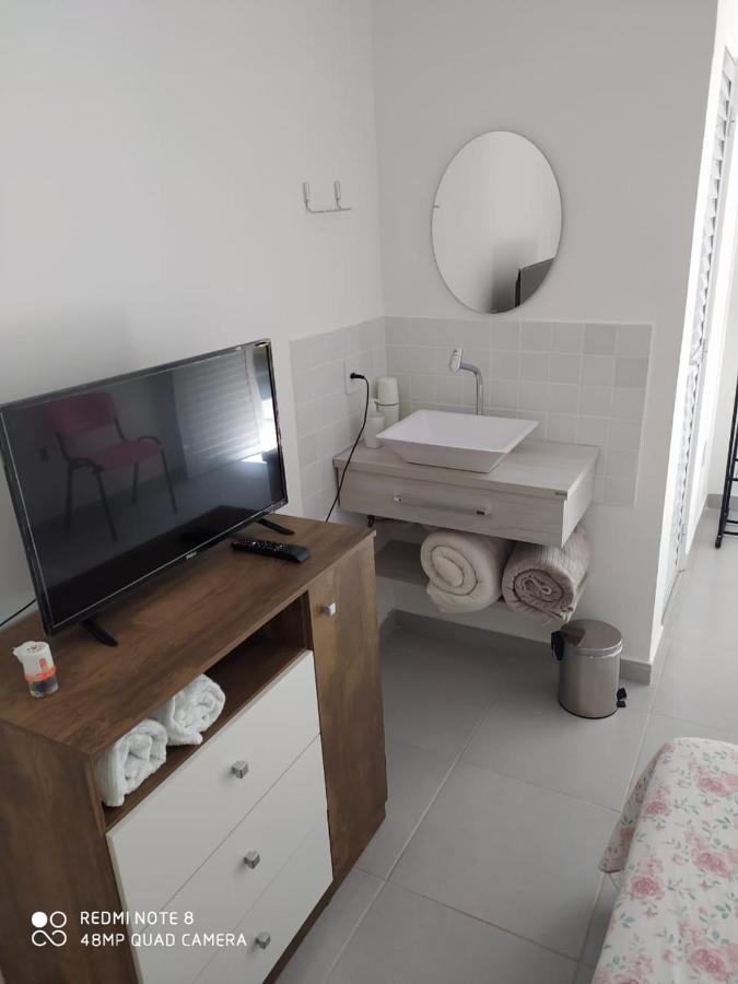 Апартаменты Pousada Casa Verde - Quartos Individuais - Smart Tv 32 - E Banheiro Privativo Итажаи Экстерьер фото