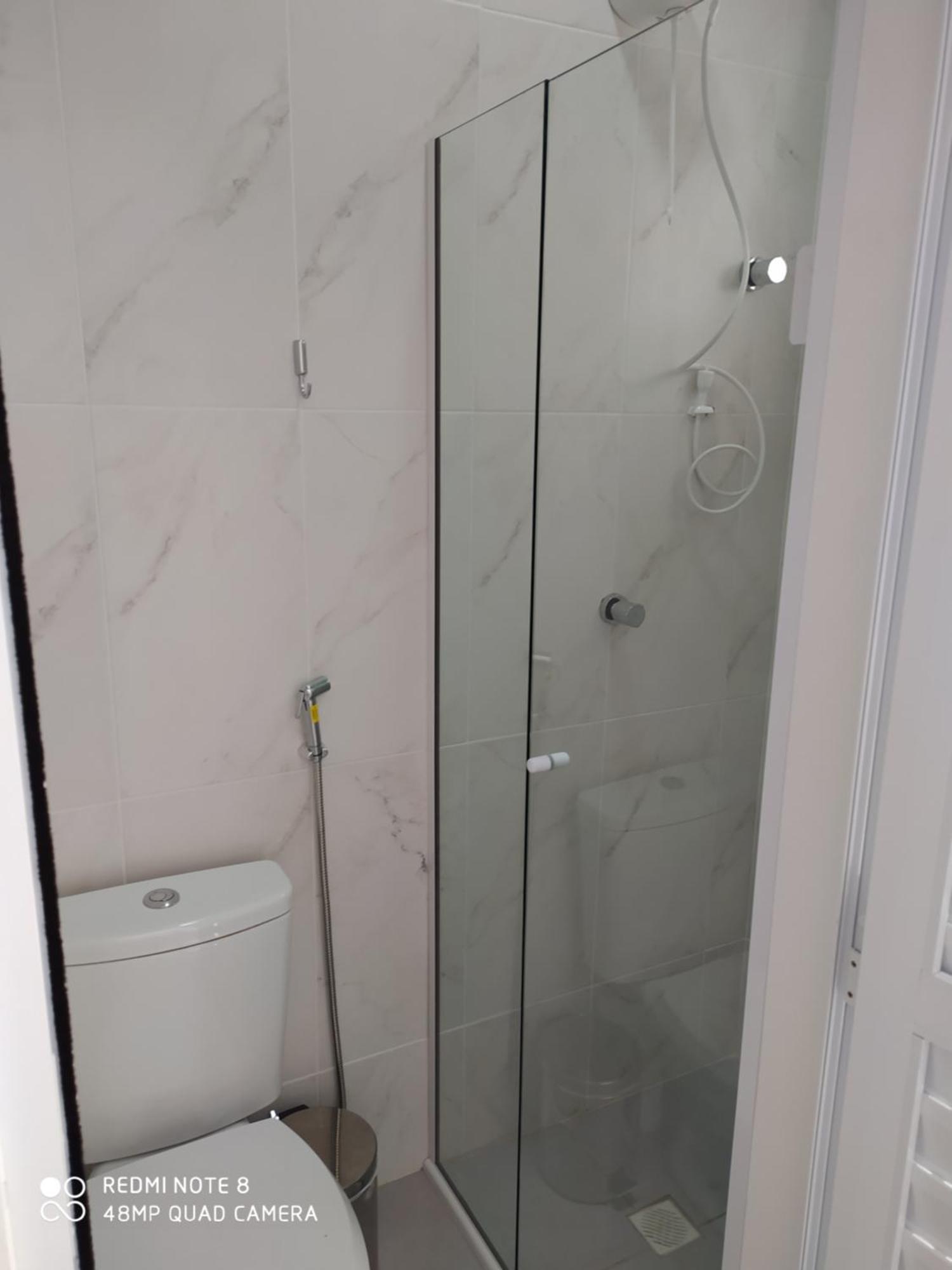 Апартаменты Pousada Casa Verde - Quartos Individuais - Smart Tv 32 - E Banheiro Privativo Итажаи Номер фото